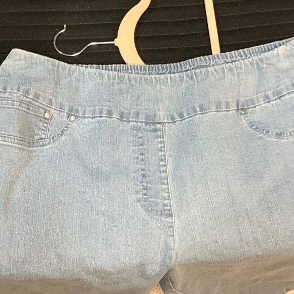 Ruby Rd. Light Blue Denim Capris - Picture 15 of 15